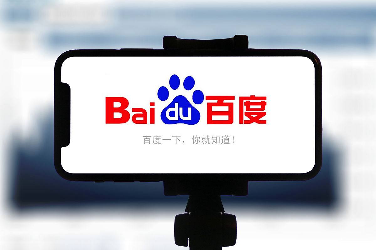 故意放强势英雄